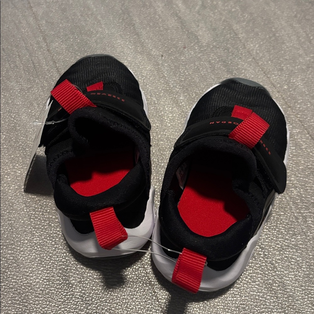 Toddler Jordan 23/7 Sneaker NWT 6C - Picture 3 of 5